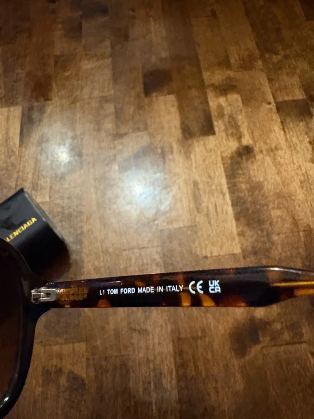 Tom Ford Tortoiseshell Brown Lens Oversized Sunglasses - Picture 3 of 5